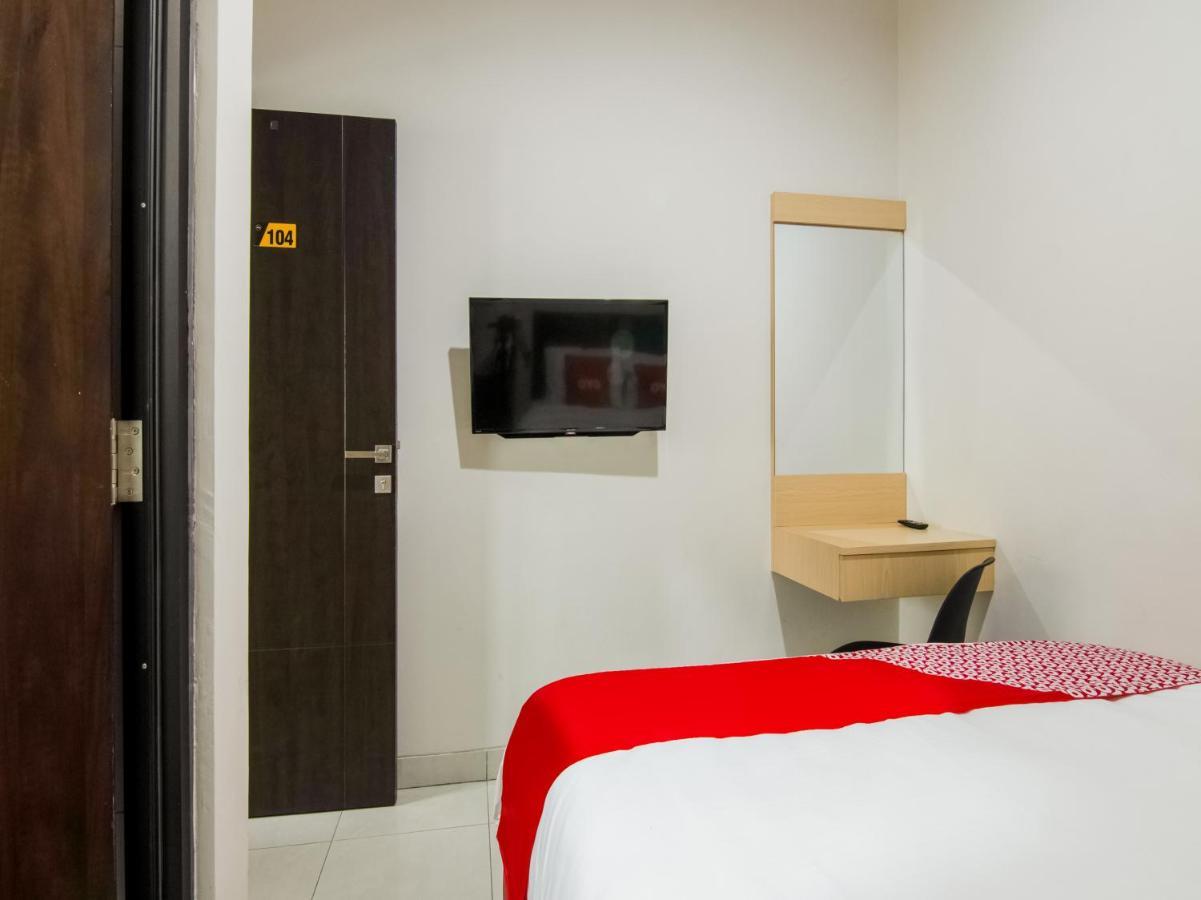 Oyo 3824 Columbus Residence J1 Telukjambe ภายนอก รูปภาพ