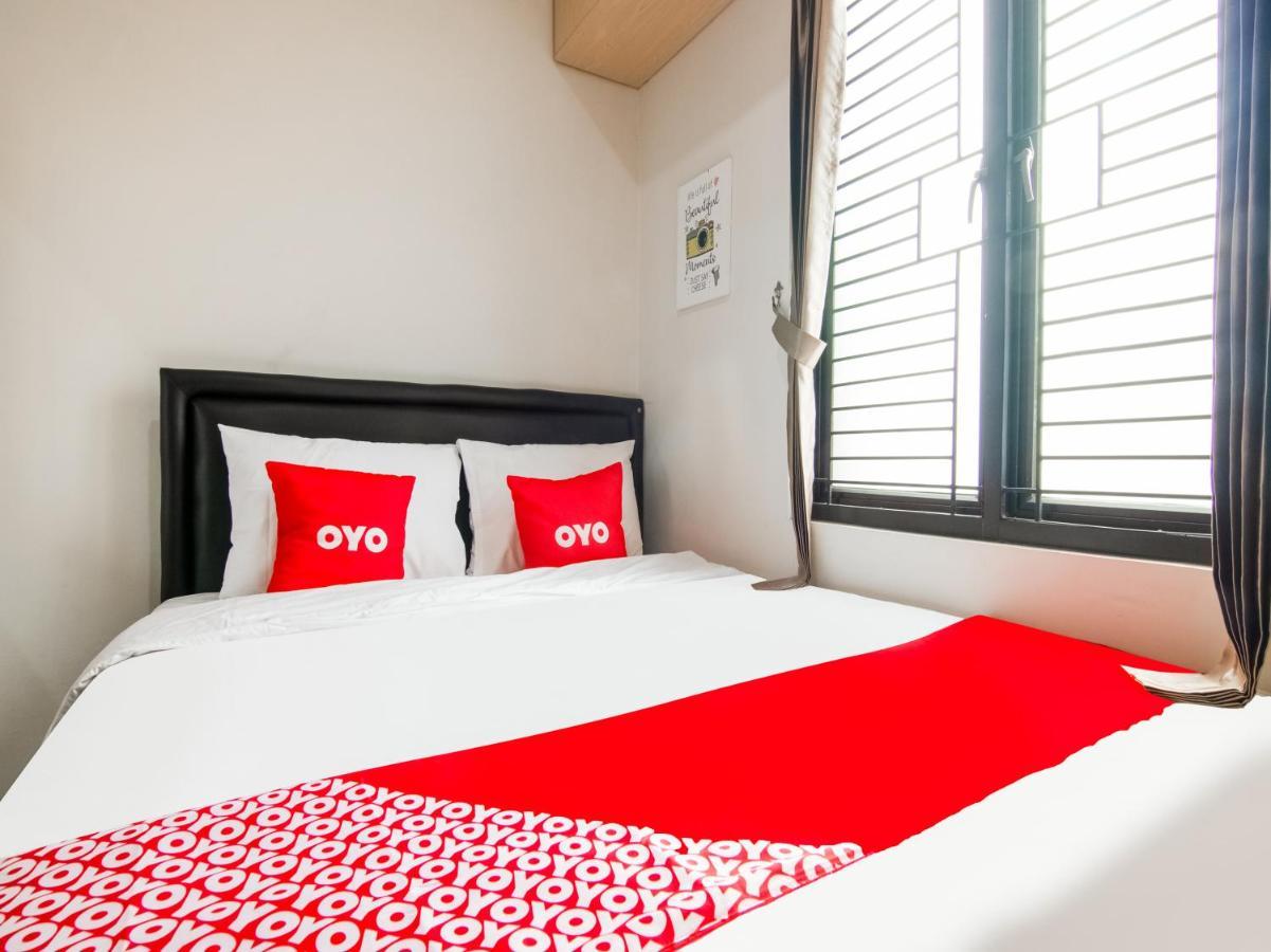 Oyo 3824 Columbus Residence J1 Telukjambe ภายนอก รูปภาพ