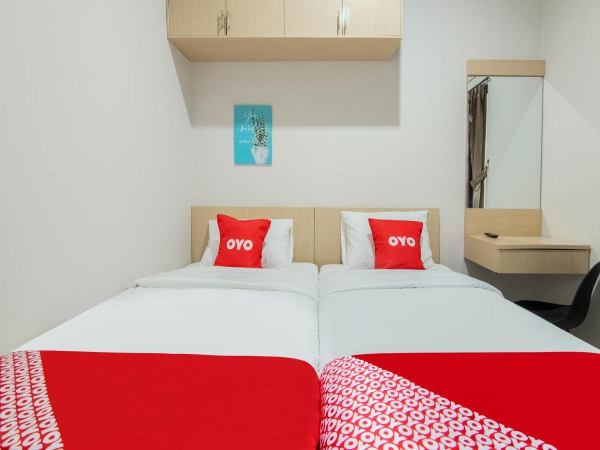 Oyo 3824 Columbus Residence J1 Telukjambe ภายนอก รูปภาพ